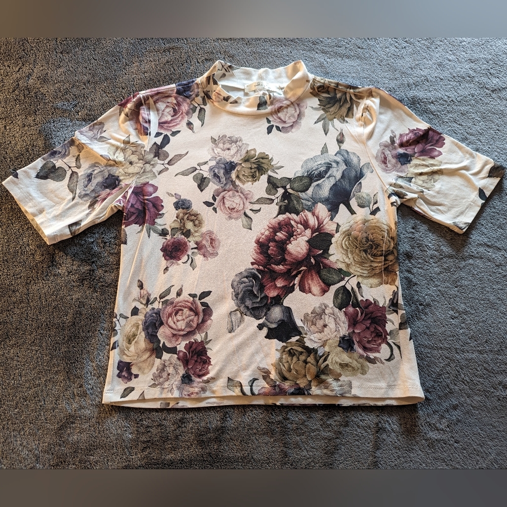 Floral top